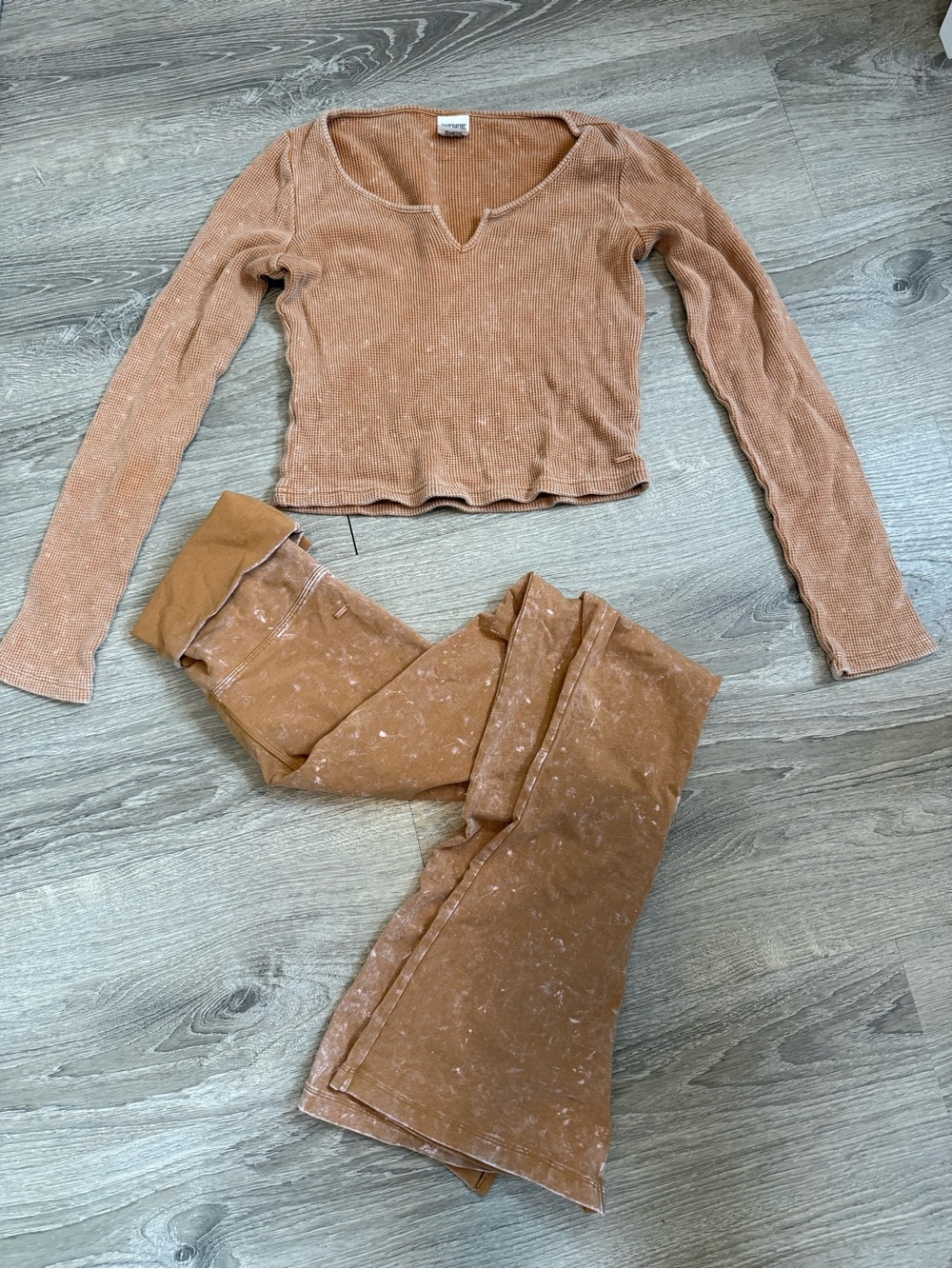 PINK Victoria's Secret Set with Crop Top and Yoga Pants